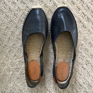 NEW - Rag & Bone Georgie Espadrilles Black Perforated Leather (37.5)
